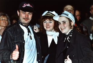 Karsten, Ursula und Katrin bei einer Oldie Night in Dortmund - 29. Januar 2000